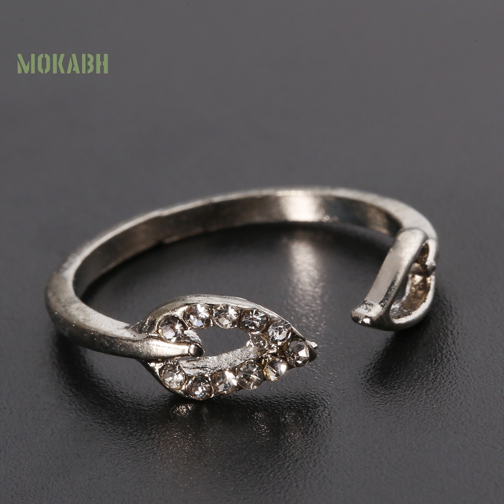 Nhẫn Đeo Tay Họa Tiết Hình Chiếc Lá Đính Đá Có Thể Điều Chỉnh Kích Thước Thời Trang Cho Nữ