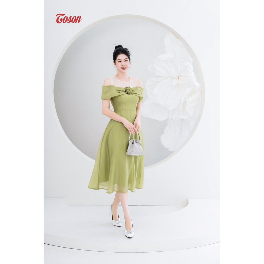 Đầm xanh lá trễ vai, phối lưới Toson 43098X93