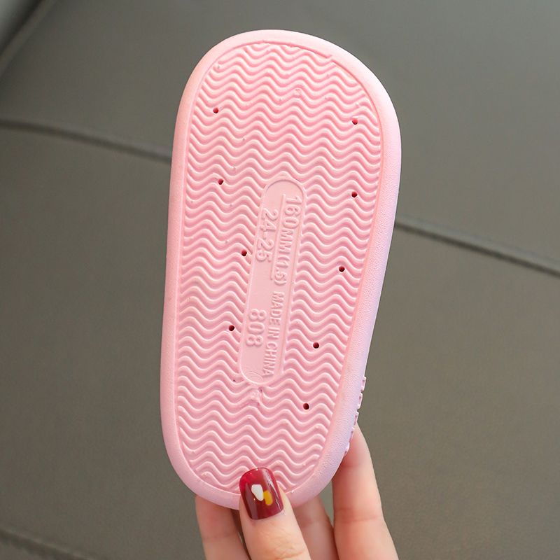 Dép Đi Biển Chống Trượt Họa Tiết Dâu Tây Hoạt Hình Cho Bé Gái