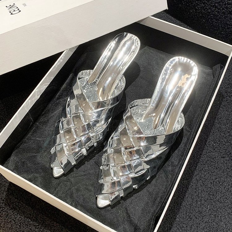 Giày Cao Gót Mũi Nhọn Thiết Kế Mỏng Xinh Xắn Thời Trang Dành Cho Nữ