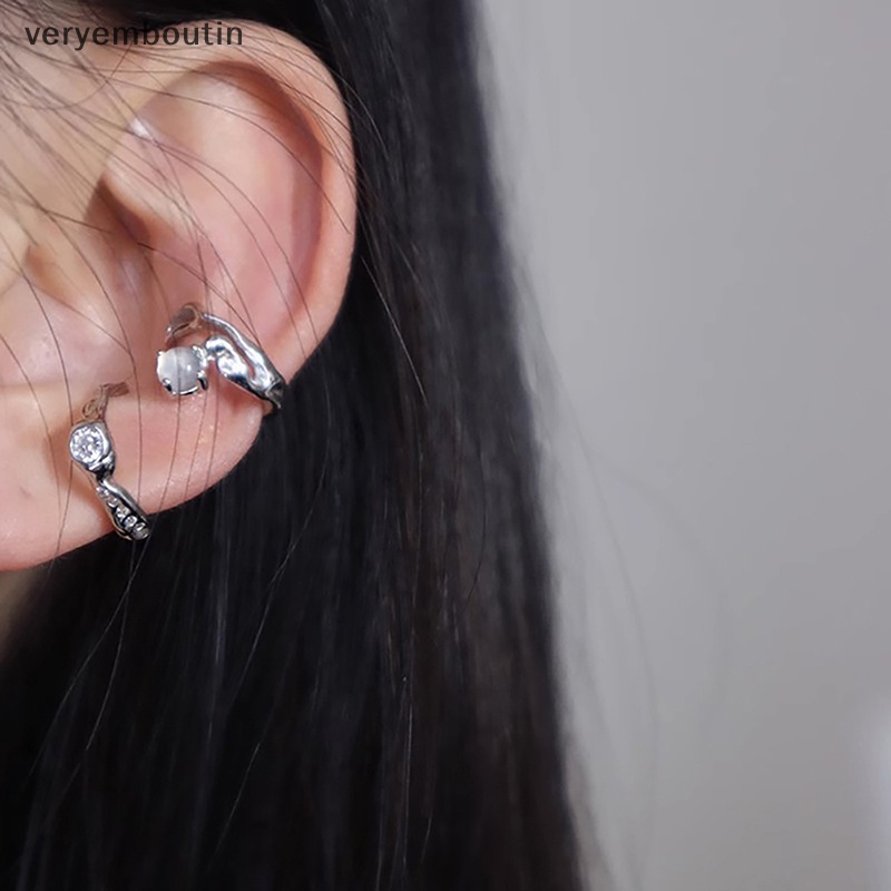 Set 2 Khuyên Kẹp Vành Tai Hình Chữ C Đính Đá Zircon Đơn Giản Dễ Phối Đồ Cho Nữ