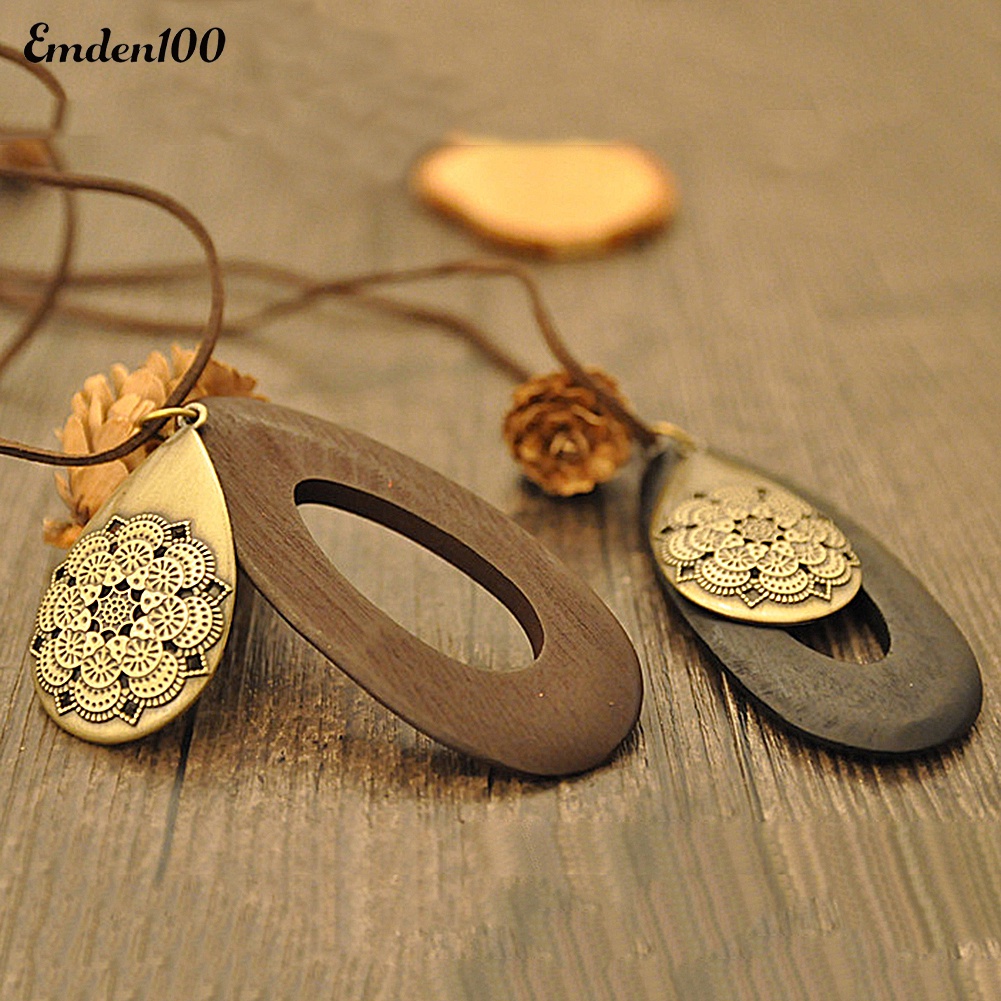 Vòng cổ Nữ Chất Liệu Nhung Mặt Gỗ Chạm Khắc Rỗng Phong Cách Vintage
