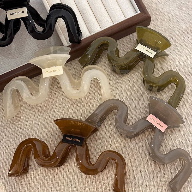 Kẹp Tóc Hình Cá Mập Phong Cách Mới 2023