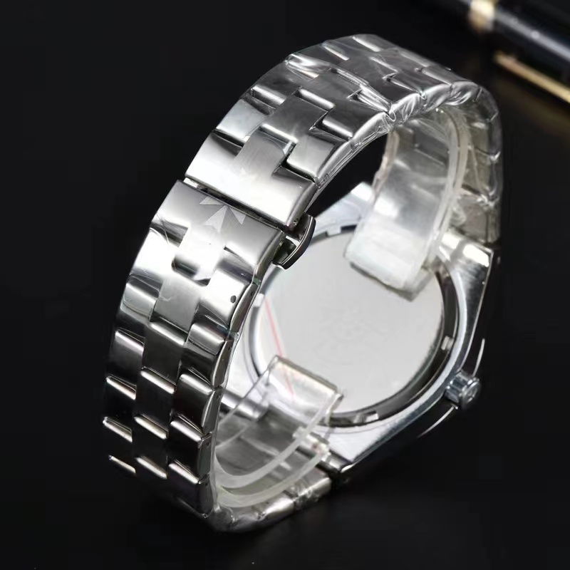 Đồng Hồ Đeo Tay Vacheron 904 Mặt Đá Sapphire Tráng Gương Kích Thước 41mm
