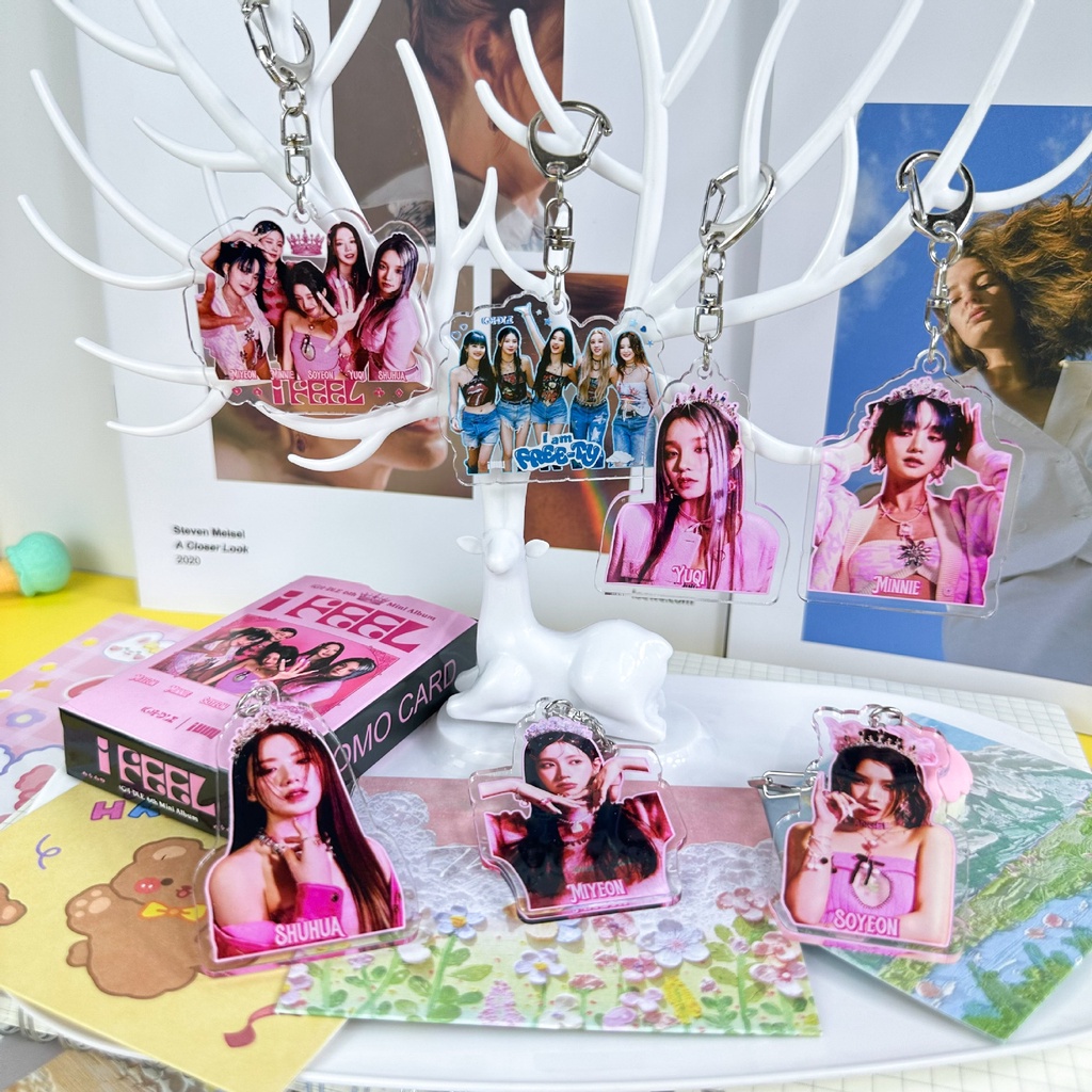 Kpop gidle yuqi minnie album mới i feel keychain túi acrylic charm