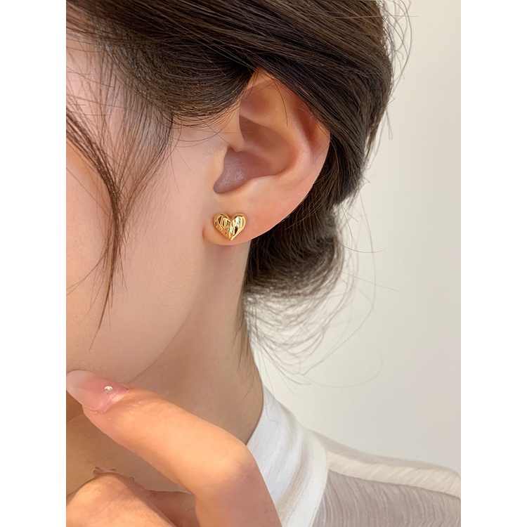 Đôi Khuyên Tai Hình Trái Tim Phong Cách Mới Mùa Hè 2023 Dành Cho Nữ