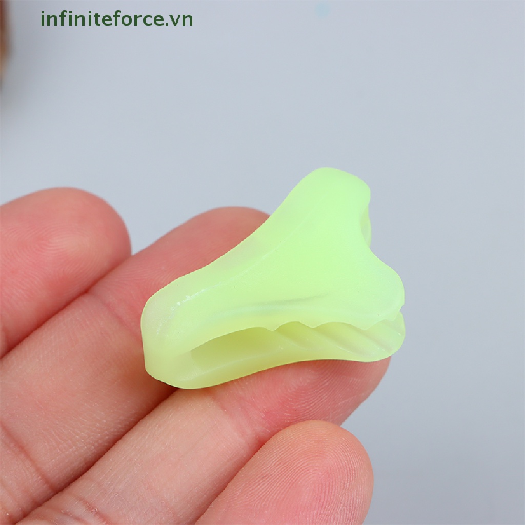 Set 10 Khóa Nhựa Hình Tam Giác Chuyên Dụng Cố Định Dây Lều Trại