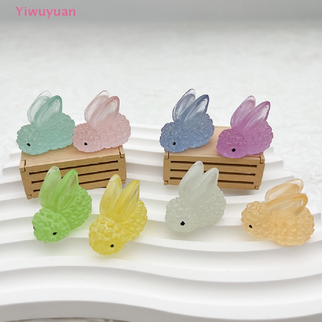 Bộ 5 Mô Hình Thỏ Mini Bằng Nhựa Màu Dạ Quang Trang Trí Xe Hơi
