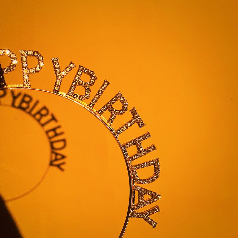 Cài Tóc Hình Vương Miện Đính Đá Lấp Lánh Vui Nhộn Dành Cho Người Lớn