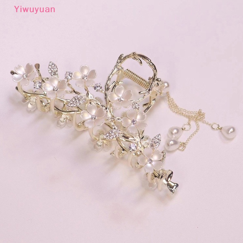 1 Kẹp Tóc Tua Rua Đính Ngọc Trai Nhân Tạo Dễ Thương