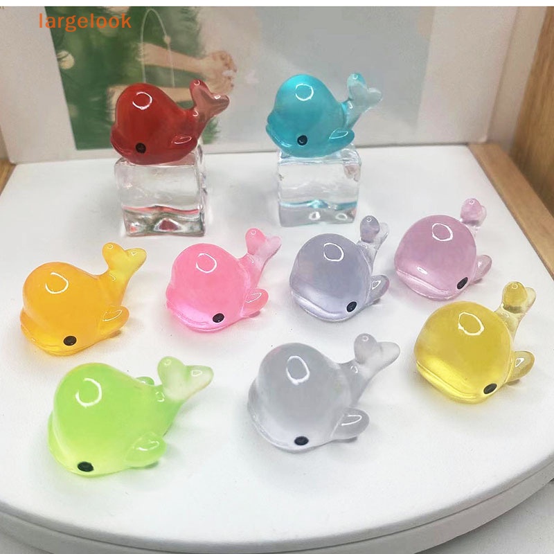 Set 5 Mô Hình Cá Heo Bằng Nhựa Phát Quang Trang Trí Sân Vườn