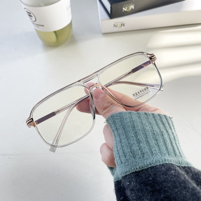 Kính Mát Gọng Lớn Chống Ánh Sáng Xanh Thời Trang Cho Nam Và Nữ