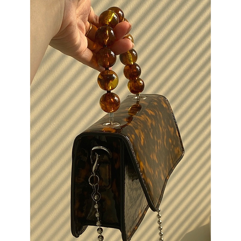 Túi Đeo Chéo Một Bên Vai Nắp Vuông Nhỏ Thiết Kế Chuỗi Hạt Phong Cách Retro Độc Đáo Mới Cho Nữ