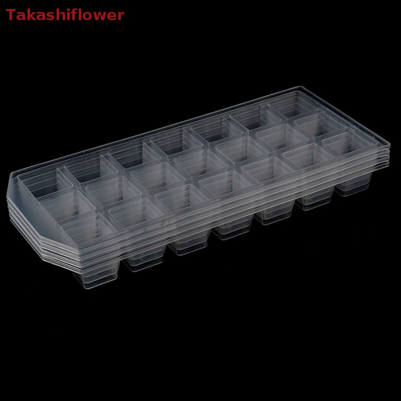 Khuôn Làm Đá Viên 21 Ngăn Bằng Nhựa Tiện Dụng