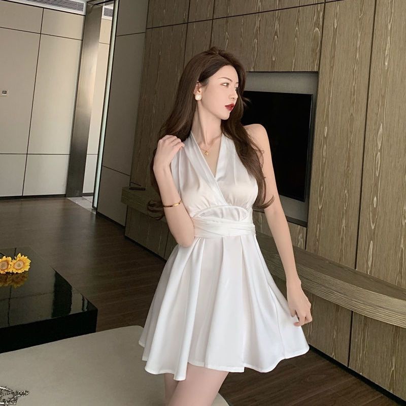 Đầm Ngắn Không Tay Cổ Chữ V Thiết Kế Mới Thời Trang Mùa Hè Theo Phong Cách Pháp