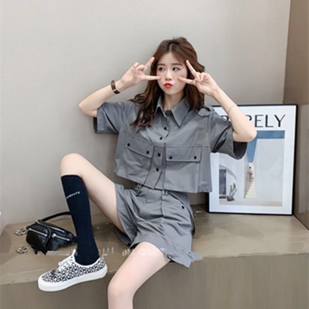 Bộ đồ 2 món gồm áo tay lửng + quần short thời trang mùa hè thường ngày phong cách phương Tây trẻ trung dành cho nữ