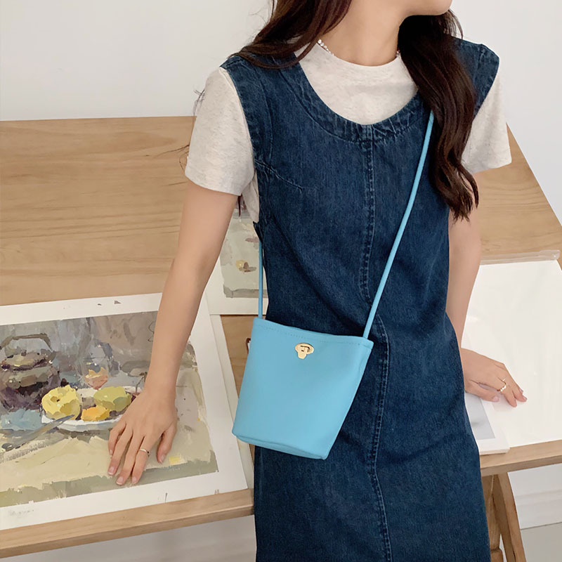 Túi Da Mềm Đeo Chéo Đựng Điện Thoại Phong Cách Hàn Quốc