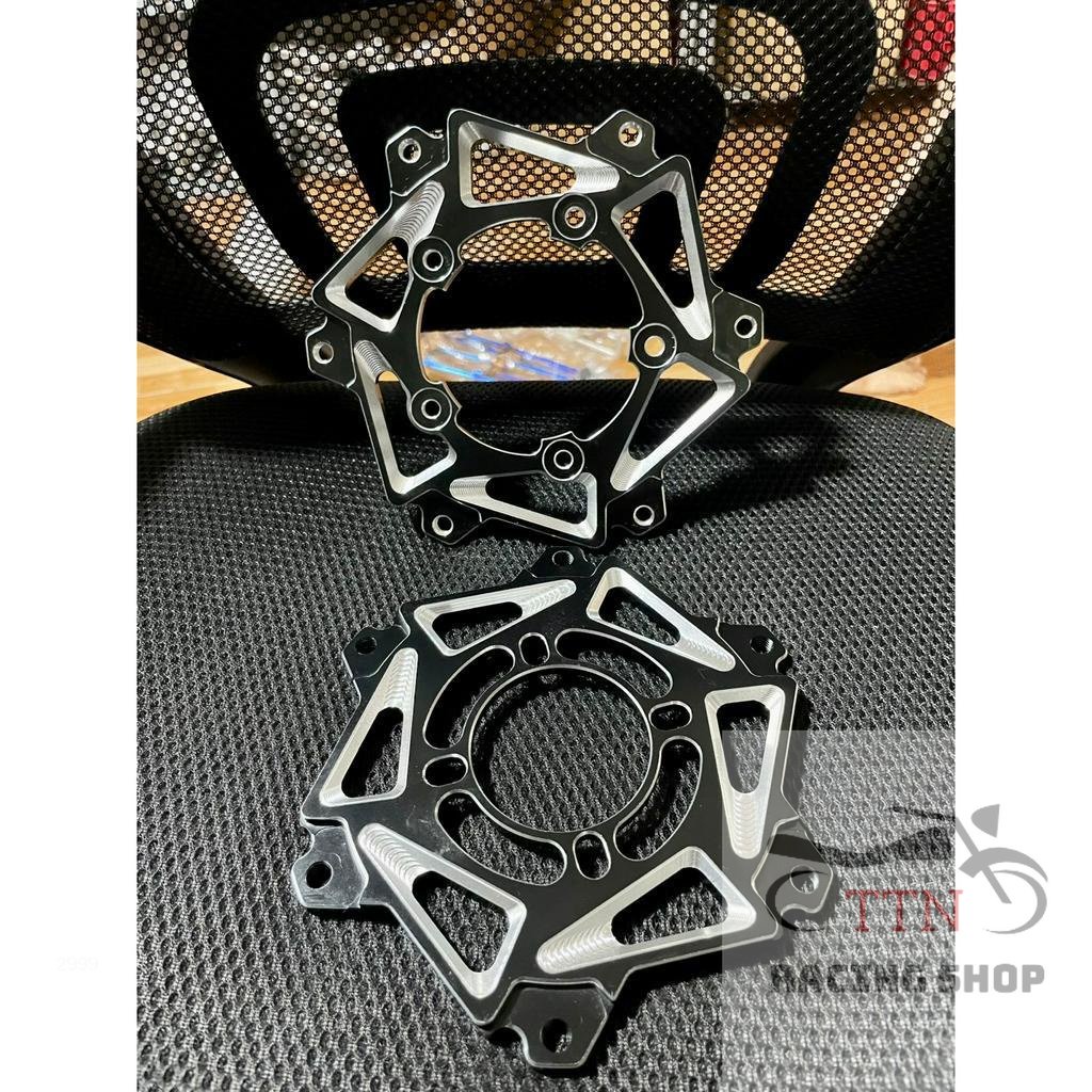 LÒNG ĐĨA NHÔM 3D ĐEN 4 LỖ 5 LỖ GẮN XE MÁY SỬ DỤNG ĐĨA WINNER X1R WINNER
