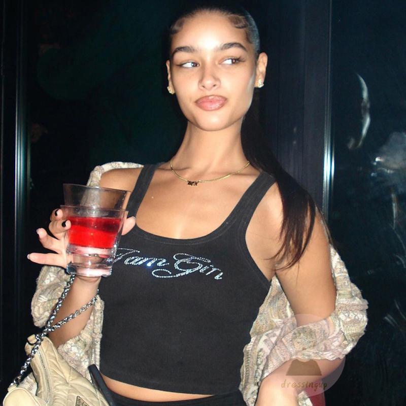 Áo Tank Top Nữ Cổ Chữ U Đính Hạt In Chữ