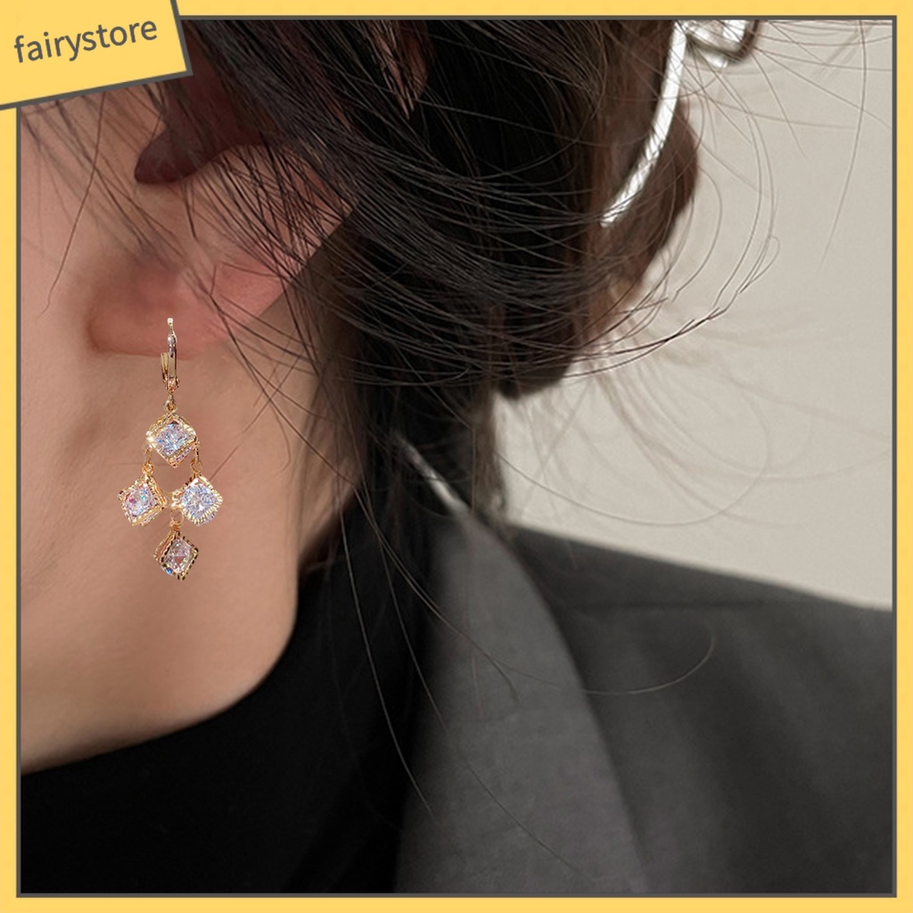 1 Đôi Bông Tai Hình Vuông Đính Đá Lấp Lánh Dành Cho Nữ