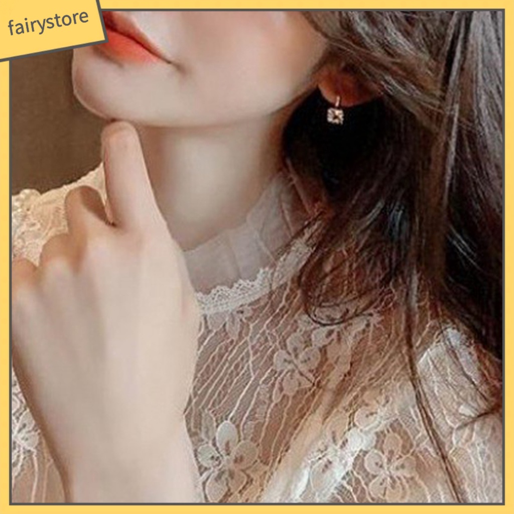 1 Đôi Bông Tai Hình Vuông Đính Đá Thời Trang Dành Cho Nữ