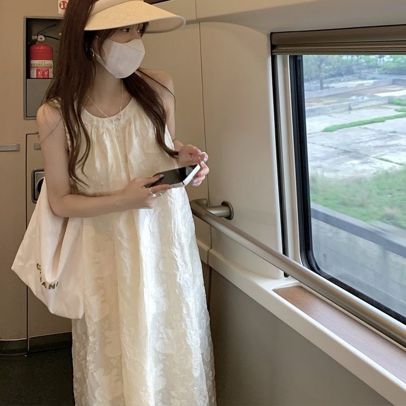 Đầm Ren Mỏng Phong Cách Mới 2023