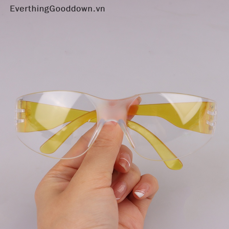 Kính Bảo Hộ Chống Gió Chống Bụi Chống Sương Mù Trong Suốt Thích Hợp Cho Các Hoạt Động Ngoài Trời