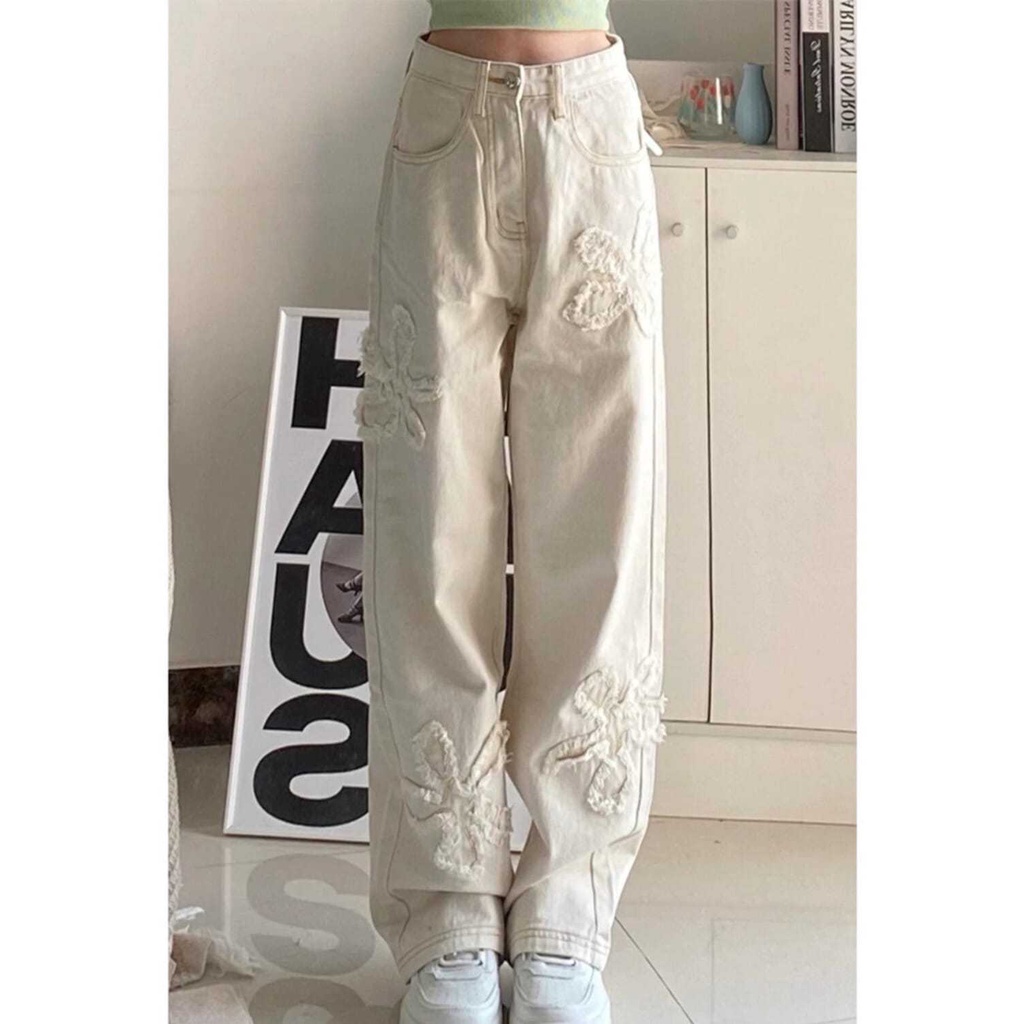 Quần Jean Nữ Lưng Cao Ống Đứng Dễ Phối Đồ Họa Tiết Hoa Sờn