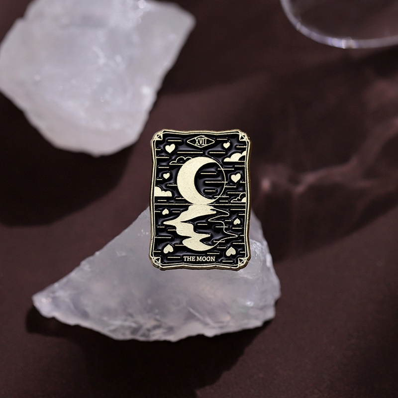 Huy Hiệu Cài Áo Kim Loại Hình Mặt Trăng / Bài Tarot / Mặt Trời Màu Vàng Đen 10 Kiểu Sáng Tạo
