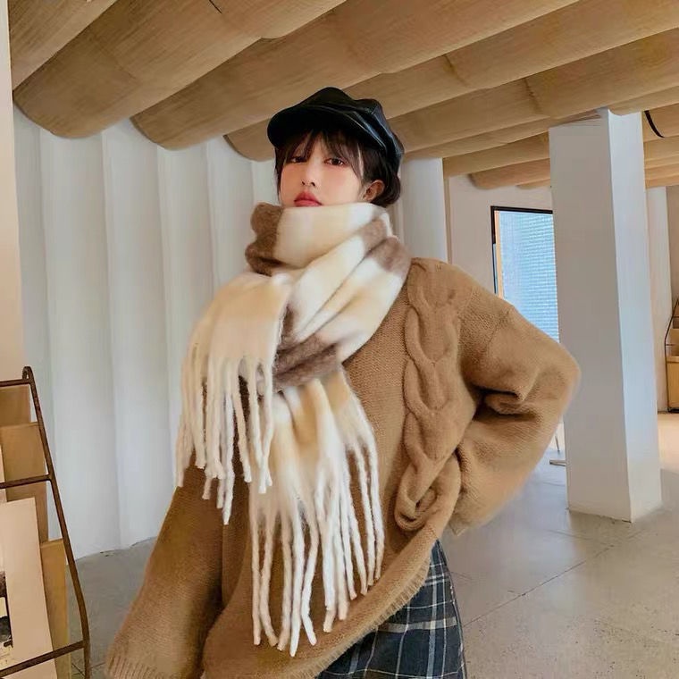 Khăn Choàng Cổ Dài Màu Cầu Vồng Ấm Áp Xinh Xắn Cho Nữ
