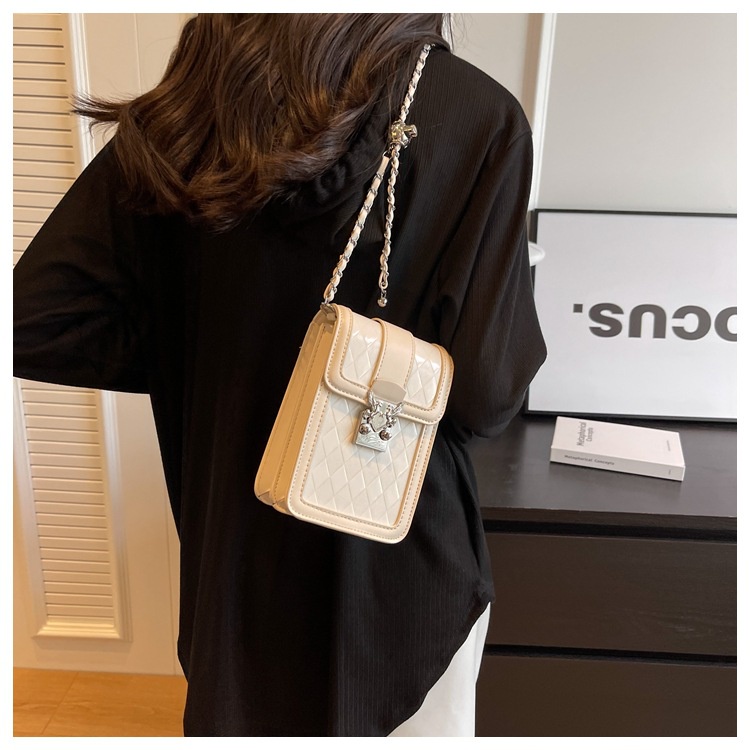 Túi Đựng Điện Thoại Đeo Chéo Vai Niche Senior Màu Bạc Điều Chỉnh Được Có Dây Xích