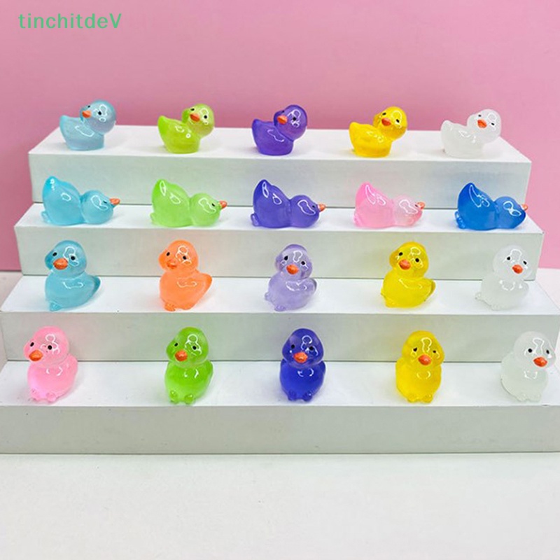 Bộ 5 Tượng Vịt Bằng Nhựa Phát Quang Dễ Thương Dùng Trang Trí