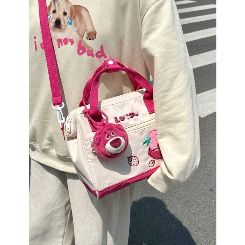Túi Xách Đeo Vai Cỡ Lớn Họa Tiết Gấu Dâu Tây Hoạt Hình Đáng Yêu Dành Cho Nữ