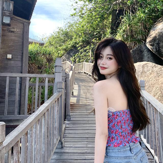 Áo Ống Dáng Ngắn In Hoa Thời Trang Mùa Hè Quyến Rũ Cho Nữ