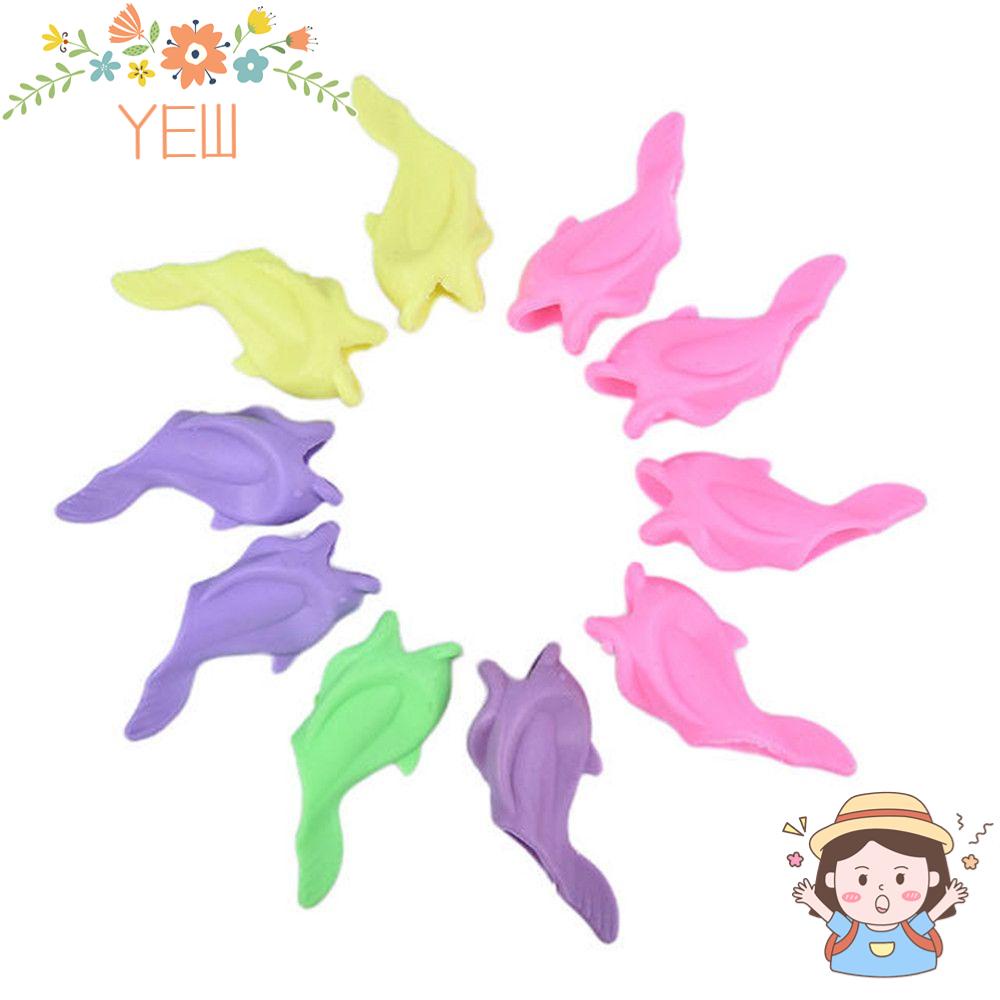 Giá Đỡ Bút Bằng Silicon Hình Cá Độc Đáo Tiện Dụng Cho Người Lớn Và Trẻ Em