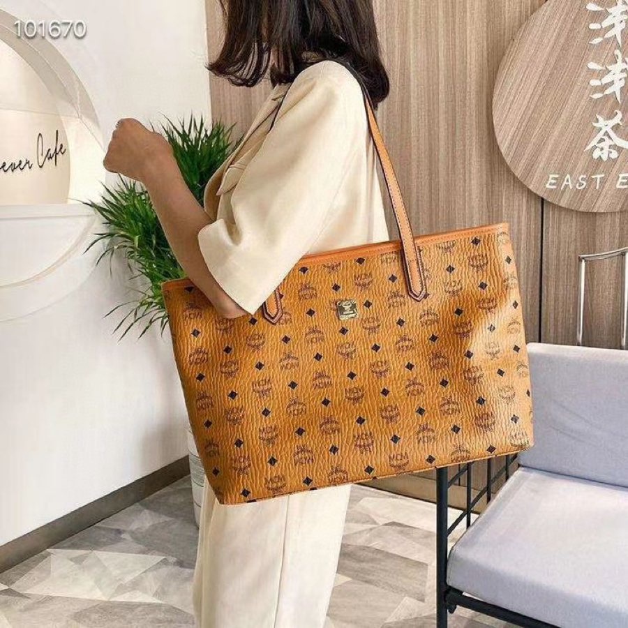 Túi Đeo Chéo Thời Trang Sang Trọng MCM3439