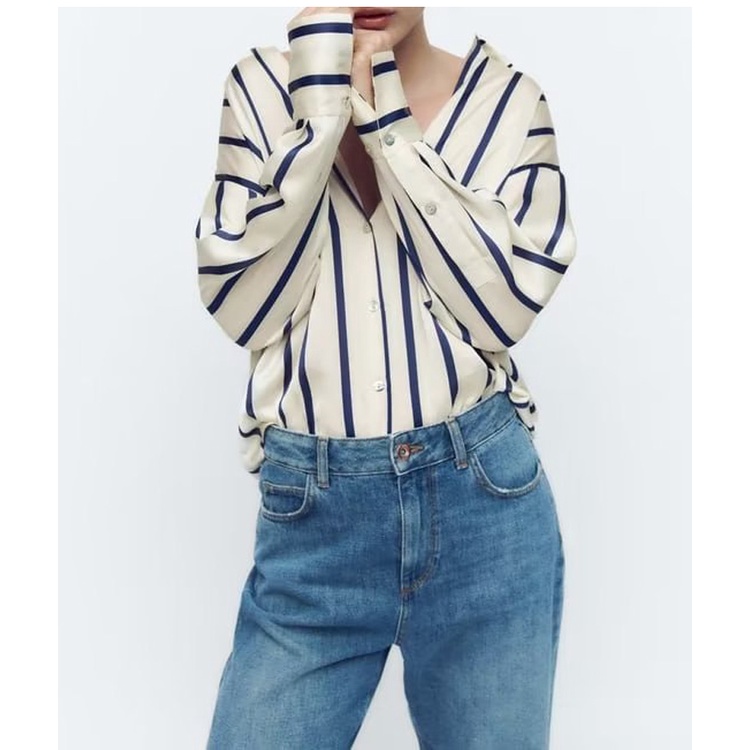 Áo Sơ Mi Zara Vải Satin Dáng Rộng Kẻ Sọc Cá Tính2068402