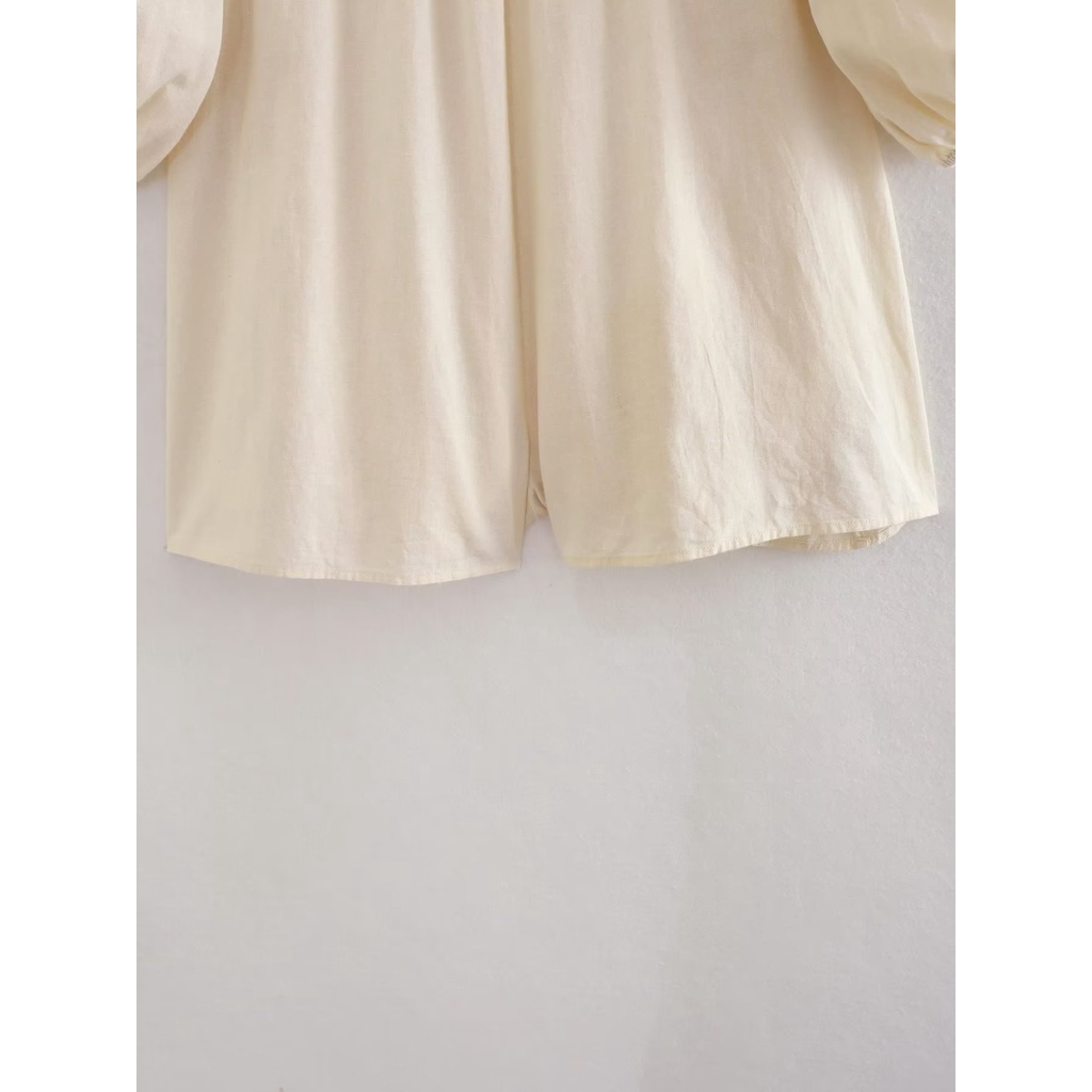 Uibey fashion v-neck crochet needle splicing bishop sleeve Áo liền quần eo cao 2643