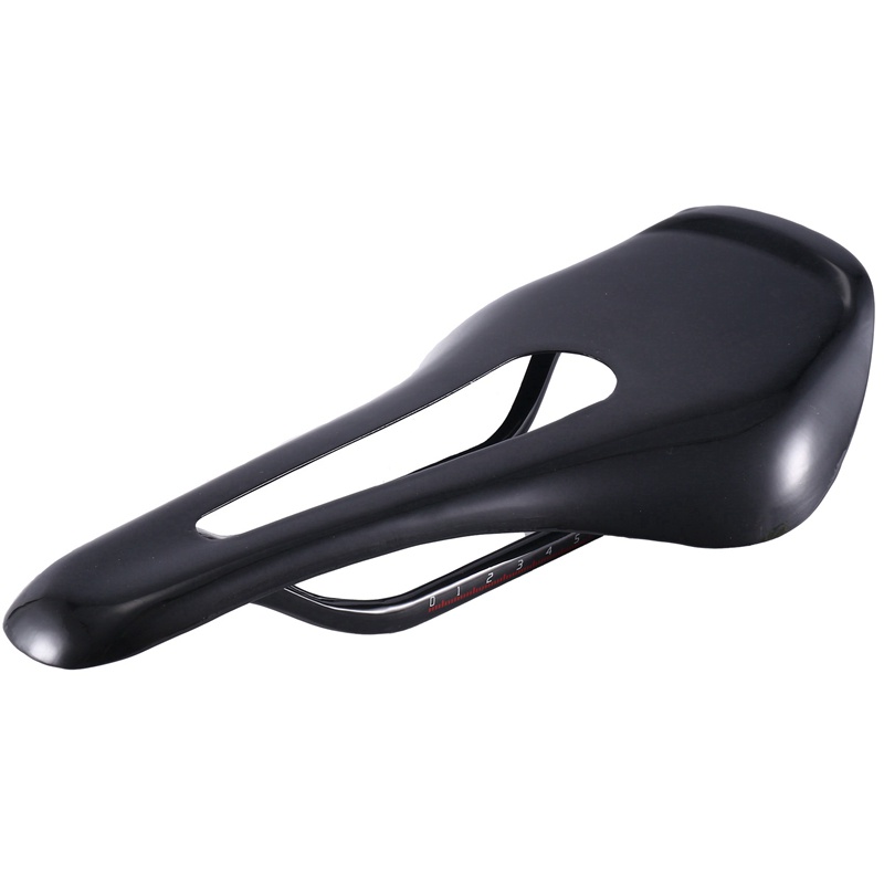 1 Yên Xe Đạp Bằng Sợi Carbon Siêu Nhẹ Thoáng Khí