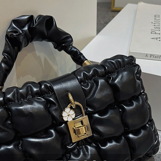 Túi Đeo Chéo Vai Kiểu Hàn Quốc Thời Trang Sành Điệu Cho Nữ