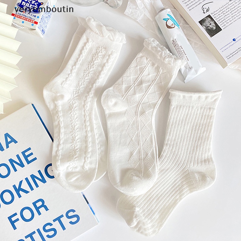Vớ Ren Rỗng Mềm Mại Thoáng Khí Màu Trắng Ngọt Ngào Cho Nữ