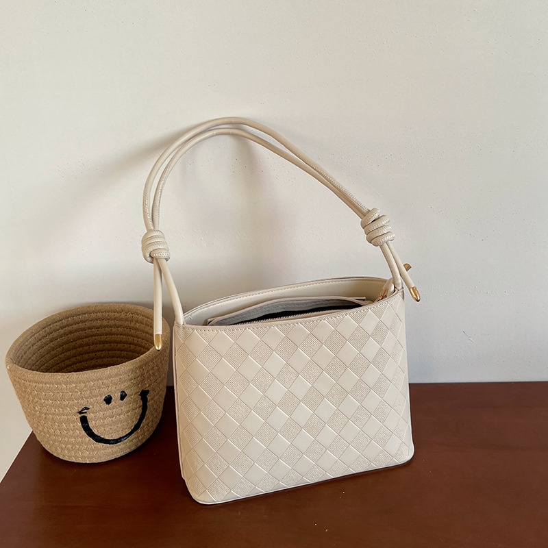 Túi Xách Đeo Vai Phong Cách Đơn Giản Hợp Thời Trang Cho Nữ