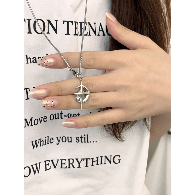 Vòng cổ Mặt Hình Mặt Trăng Và Ngôi Sao Phong Cách Hip Hop Thời Trang