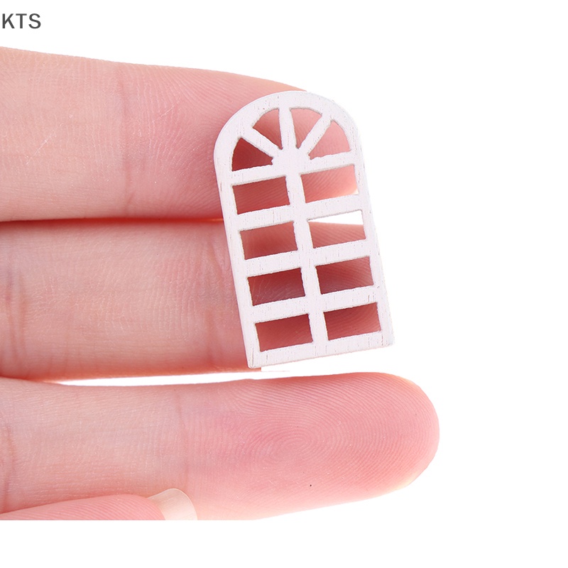 Bộ Đồ Chơi Lắp Ráp Nhà Búp Bê Mini 1 / 12