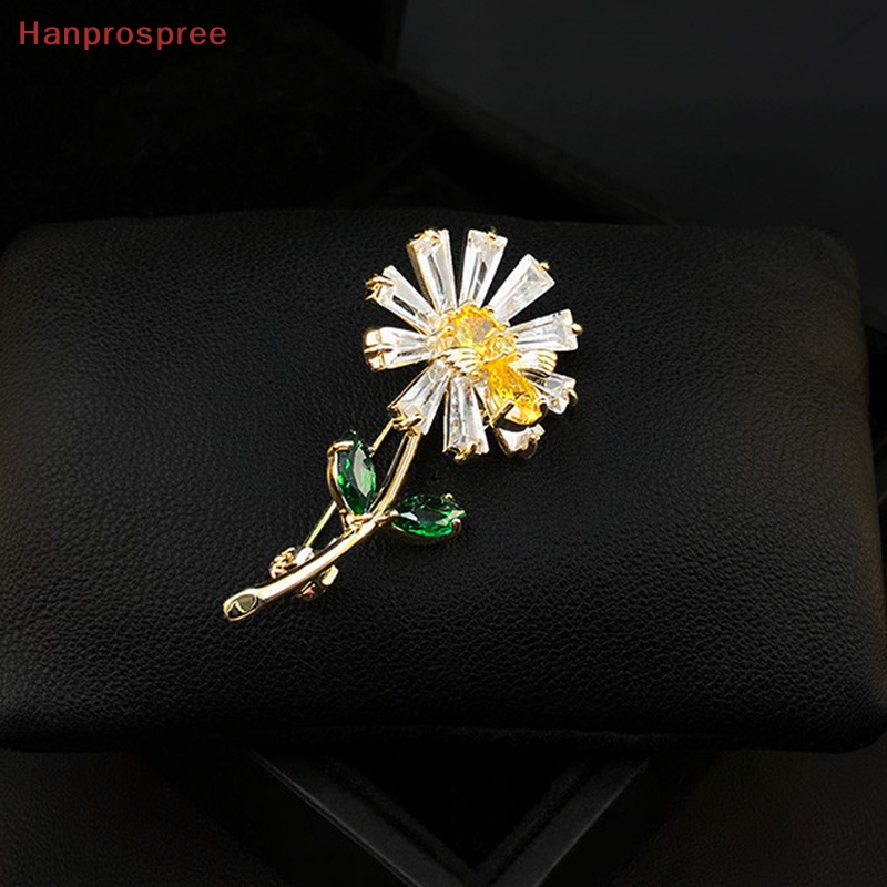 Ghim Cài Áo Hình Hoa Hướng Dương Đính Đá Zircon Màu Hồng Xinh Xắn