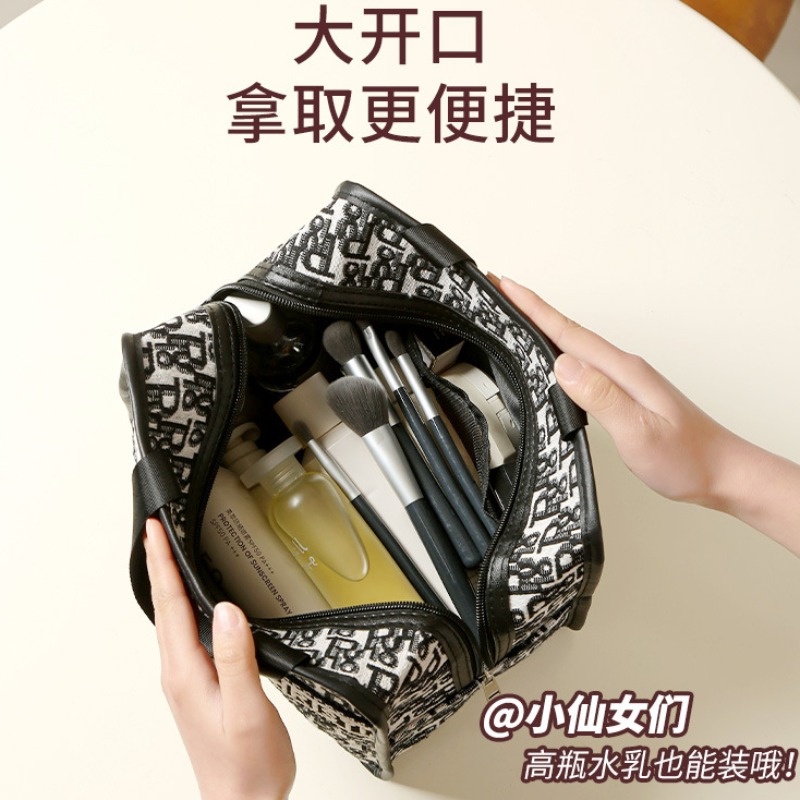 Túi Đựng Đồ Trang Điểm In Chữ Chống Thấm Nước Tiện Dụng Khi Đi Du Lịch