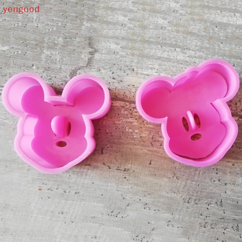 Bộ 2 Dụng Cụ Cắt Bánh Quy Bằng Nhựa Cấp Thực Phẩm Hình Mèo Kitty Đáng Yêu