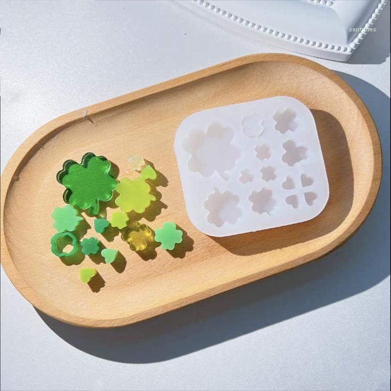 Khuôn Silicone Làm Mặt Dây Chuyền / Đồ Trang Sức Hình Cỏ Ba Lá DIY