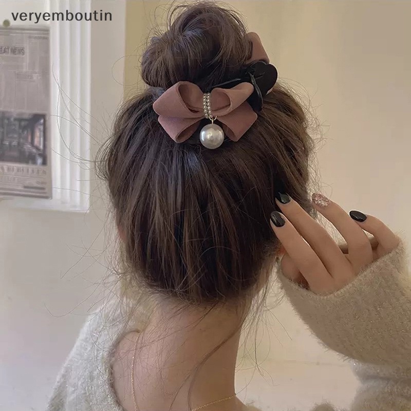 Kẹp Tóc Hình Cá Mập Đính Ngọc Trai Thời Trang Cho Nữ