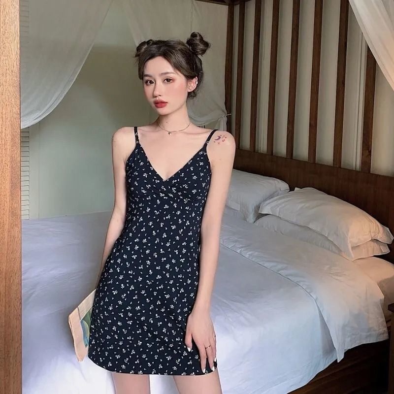 Đầm Hai Dây Họa Tiết Hoa Thời Trang Cho Nữ